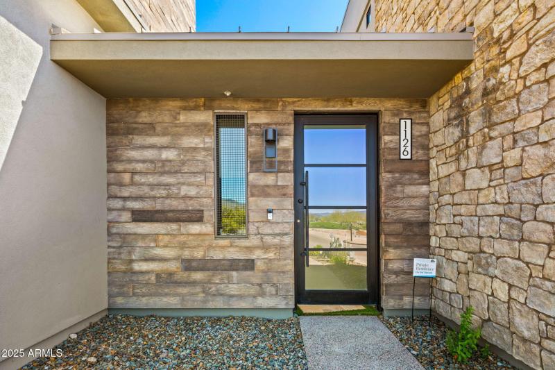 Front Court Yard Entry