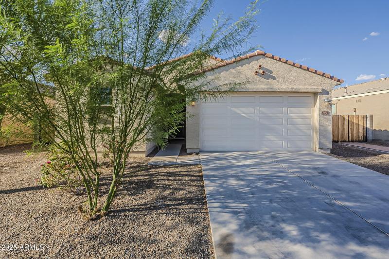 1-web-or-mls-Orangewood-1