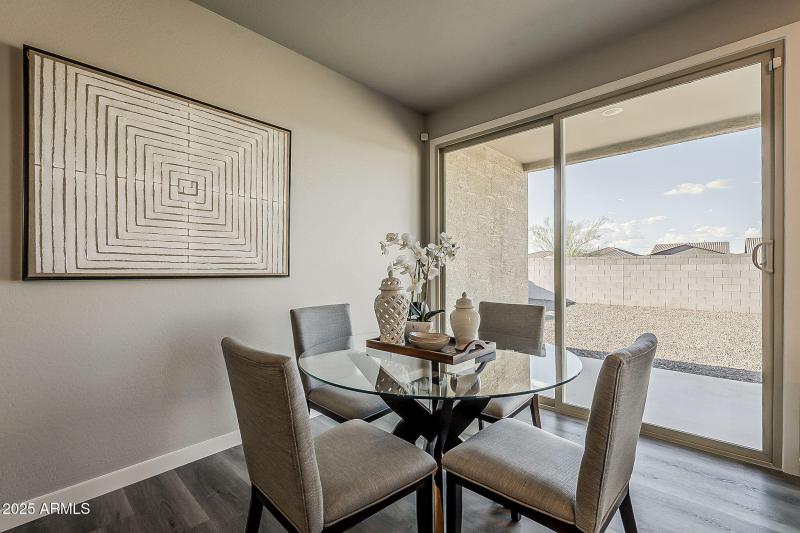 10-web-or-mls-Orangewood-10