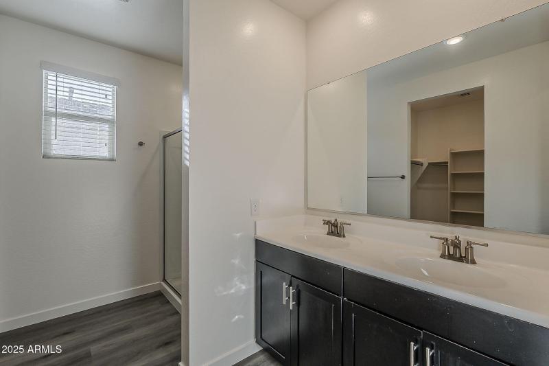 29-web-or-mls-Orangewood-29