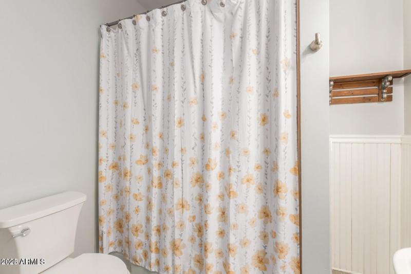 20221115173711854360000000-o