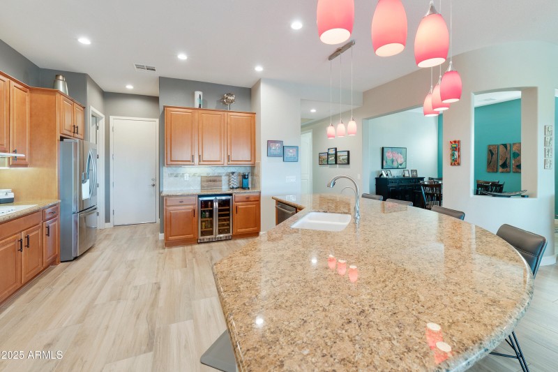 4267 E-020-048-dlb-MLS_Size