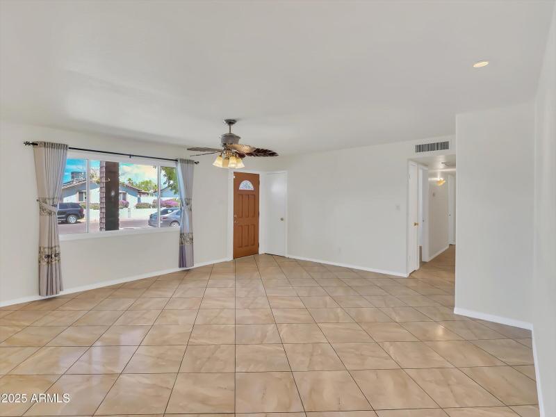 16-3421 W Country Gables Dr-16