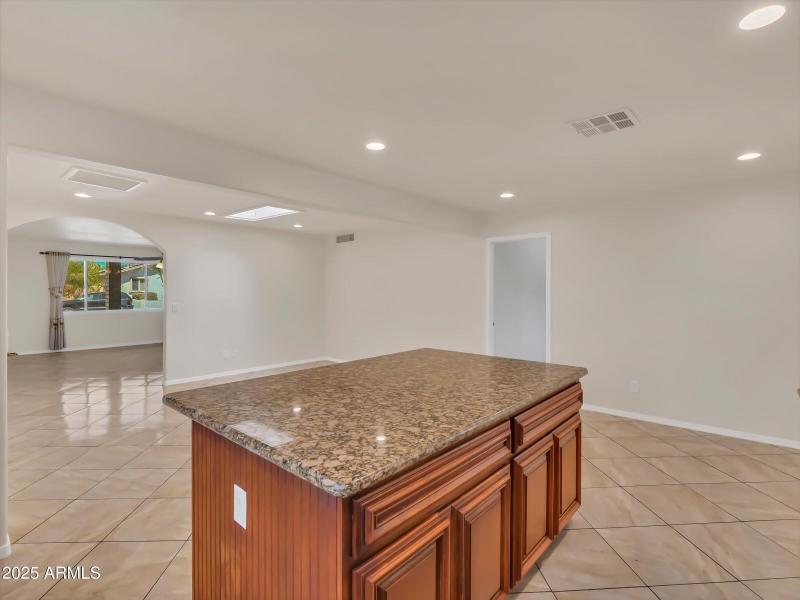 22-3421 W Country Gables Dr-22