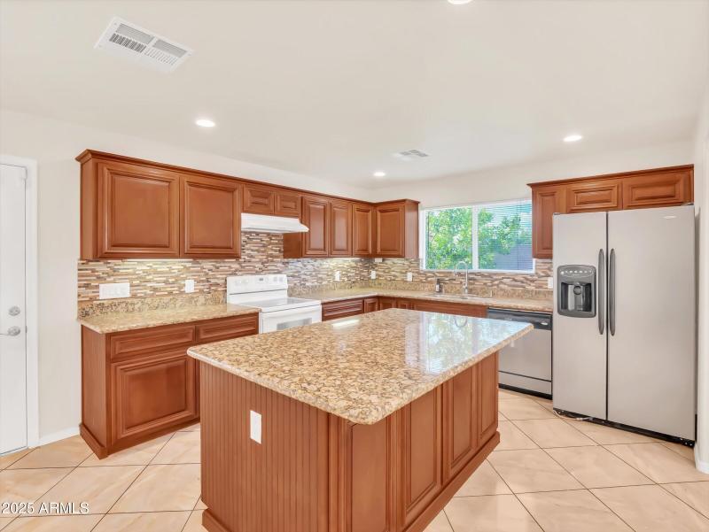 44-3421 W Country Gables Dr-44