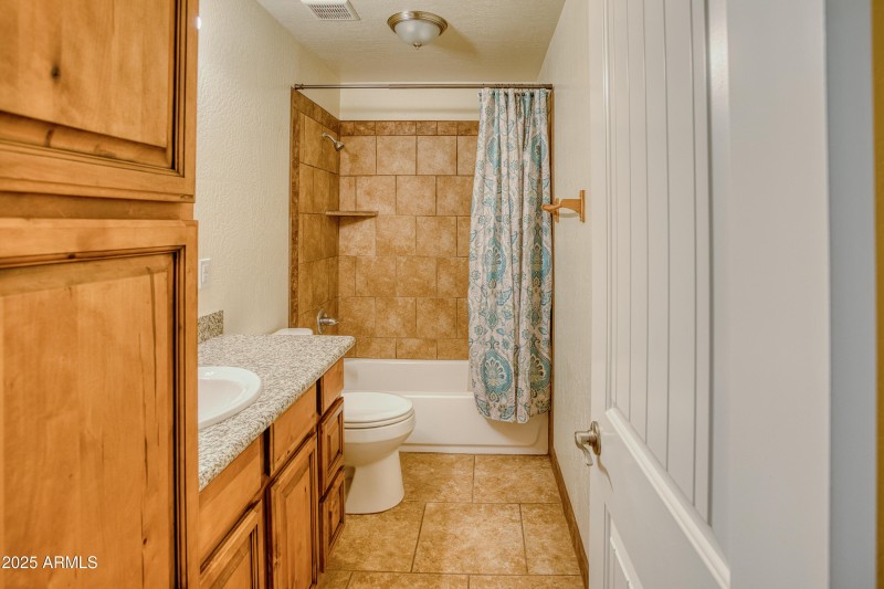 Guest Bath Upstairs