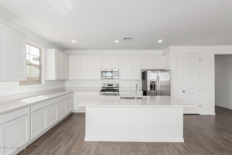 10 - Parkway 12364