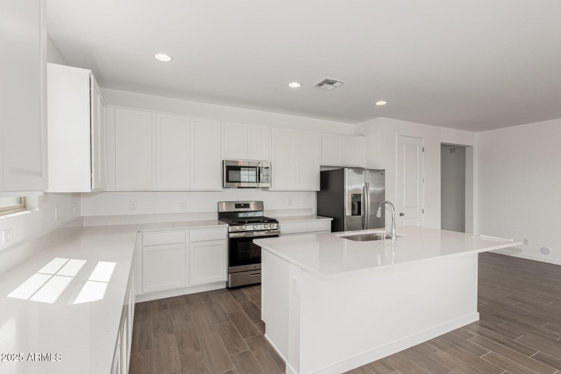11 - Parkway 12364