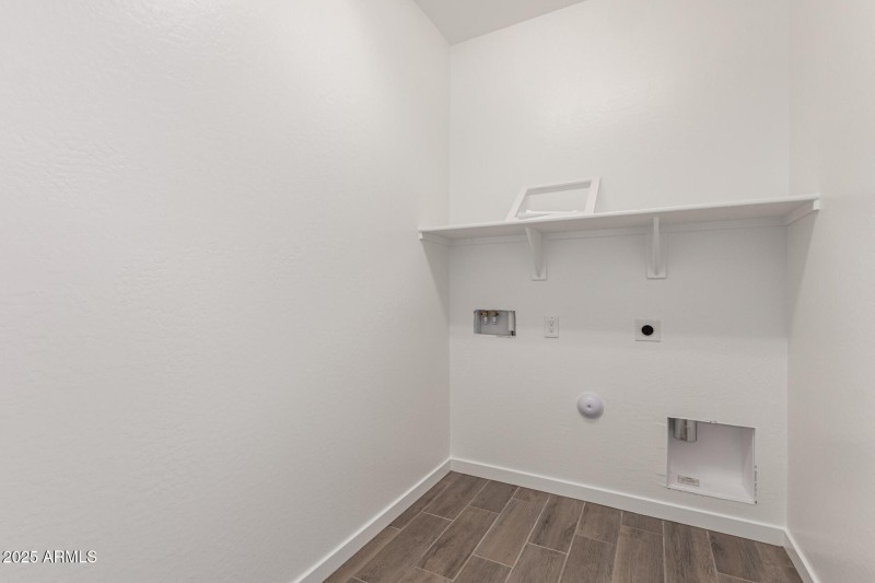 26 - Parkway 12364