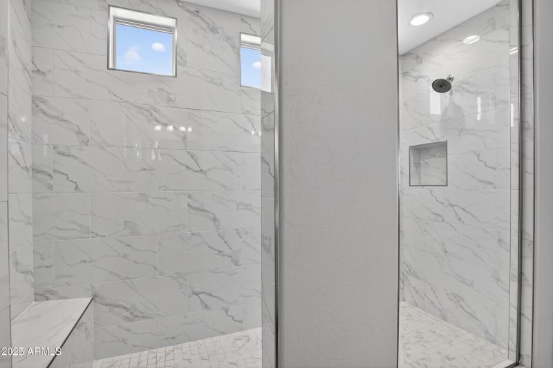 52_052_155_agent_mclake