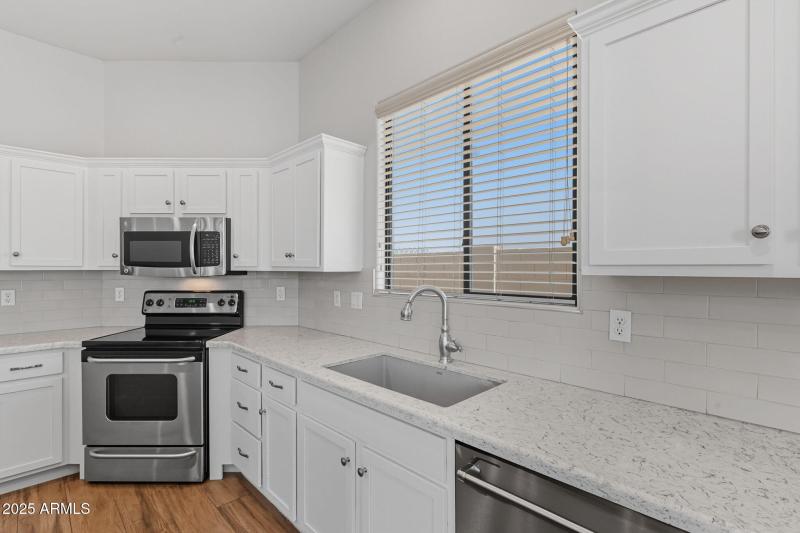 15-web-or-mls-Kings-15