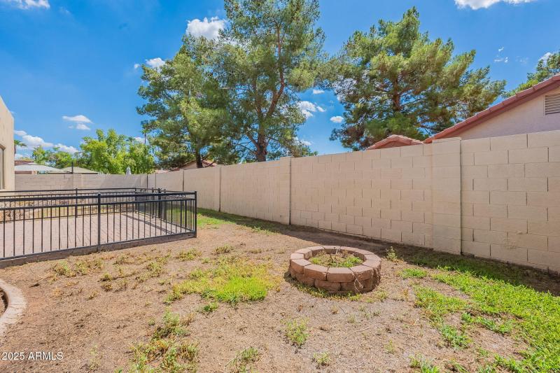 38-web-or-mls-Kings-38