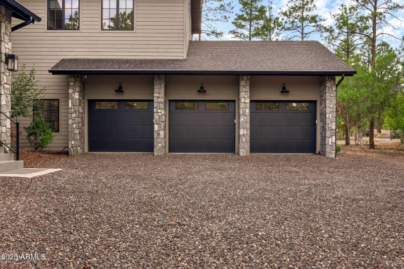 3 car garage