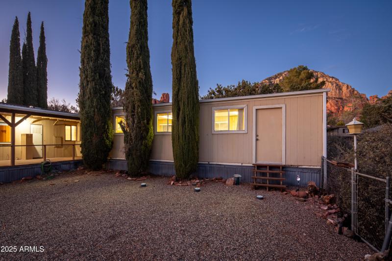 Evening Single Wide - Studio