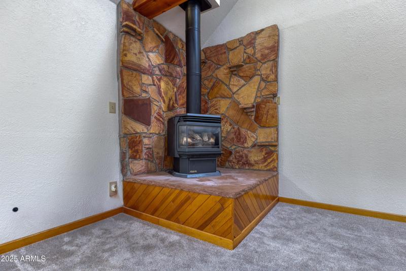 015_photo15_5382_pine_dawn_rd._lakeside_