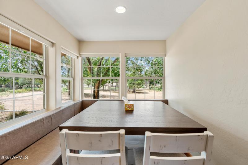 16-Breakfast Nook View