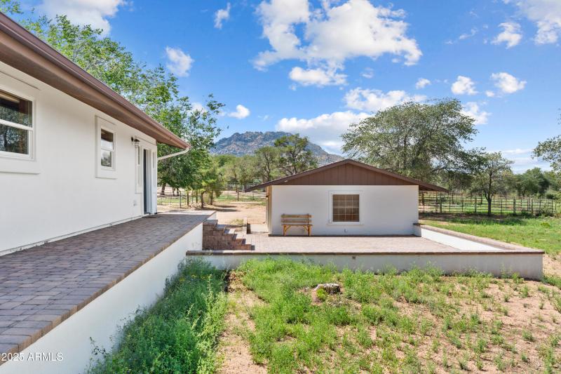 30-Backyard View with Granite Mount