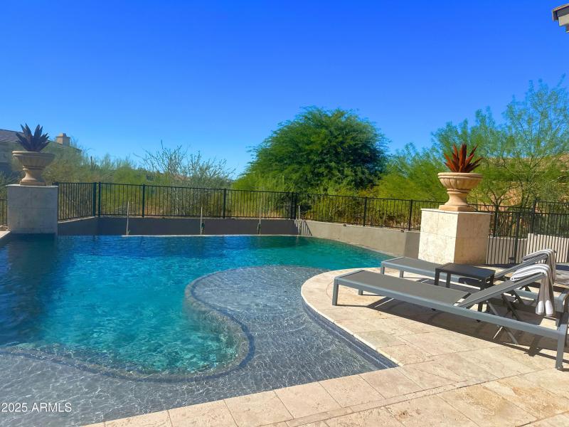 3bb9751b-3fb5-4e56-ac55-8dc918ebdff4