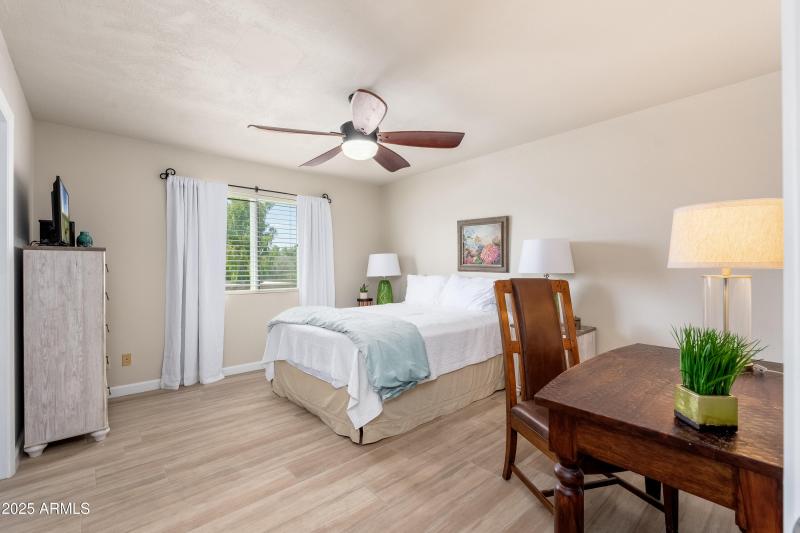 815 E Grovers Ave UNIT 55 - 21