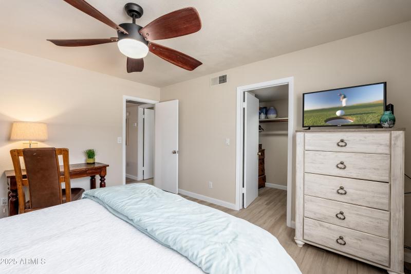 815 E Grovers Ave UNIT 55 - 22