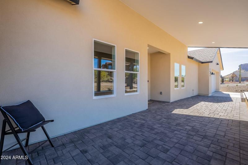 24-web-or-mls-Veronica-24