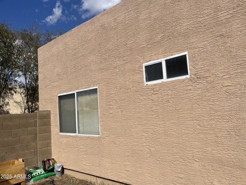 Magma Side Windows