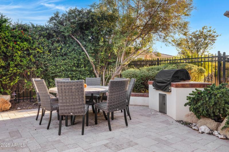 1761 E Harmony Wy-35