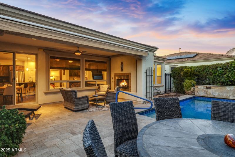 1761 E Harmony Wy-40