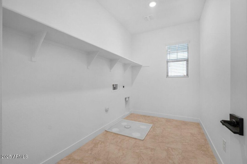 7645 W Crabapple Drive ~ Ready Now