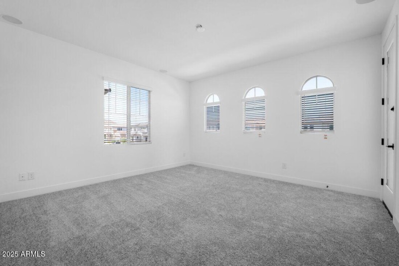 7645 W Crabapple Drive ~ Ready Now