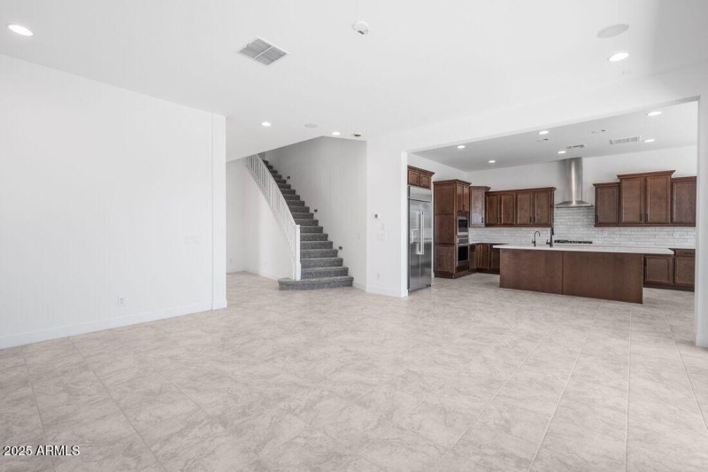 7645 W Crabapple Drive ~ Ready Now