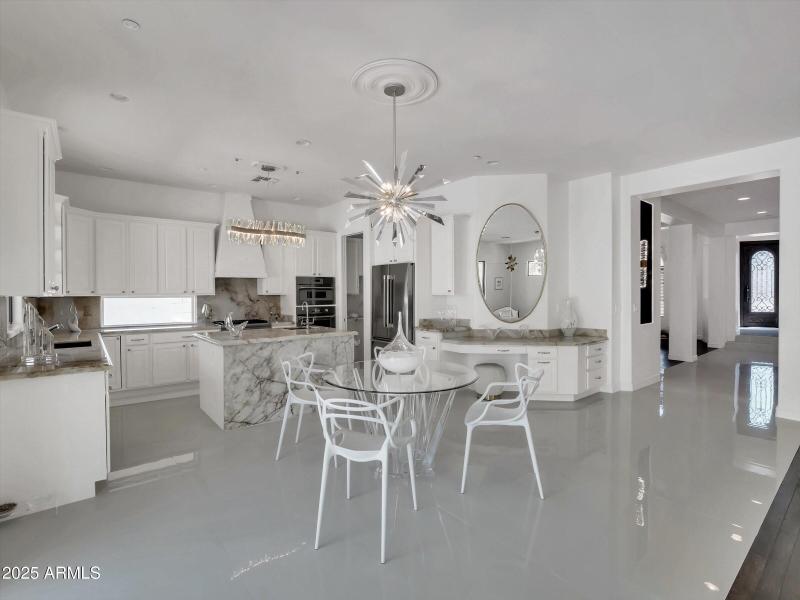 035-5016 E Lucia Drive-35