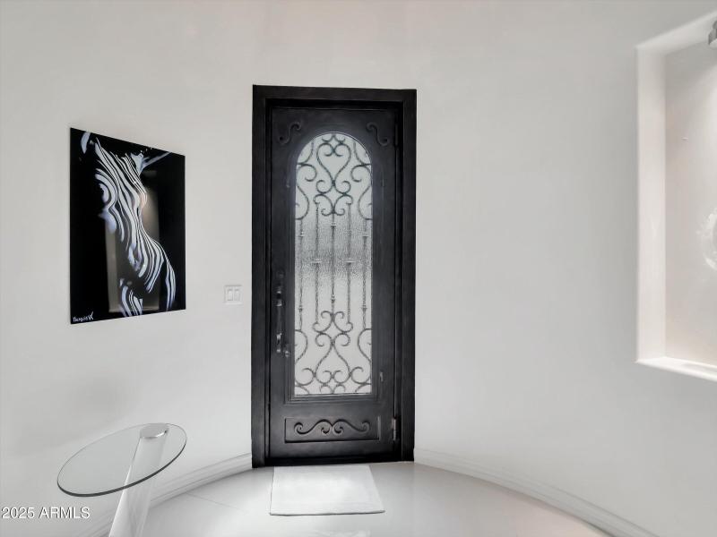 007-5016 E Lucia Drive-7