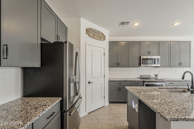 16-web-or-mls-State-16