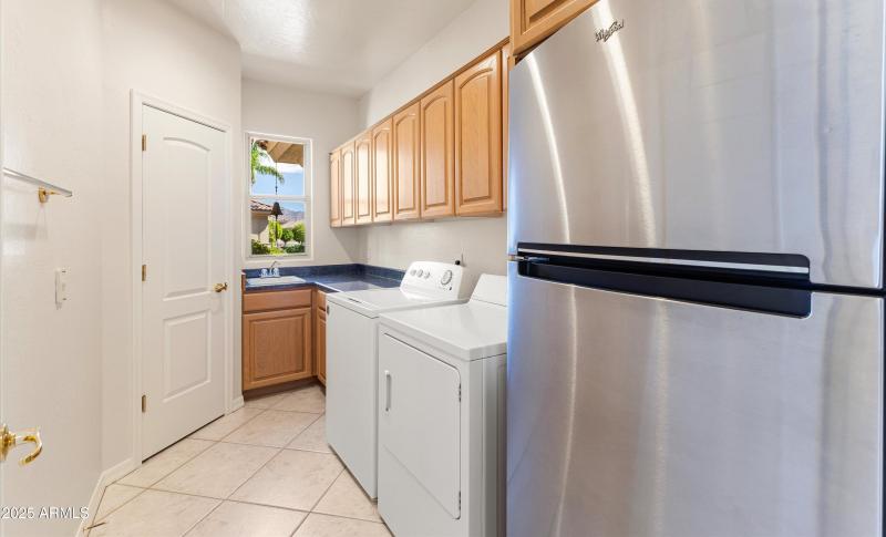 Refrigerator, washer & dryer stay