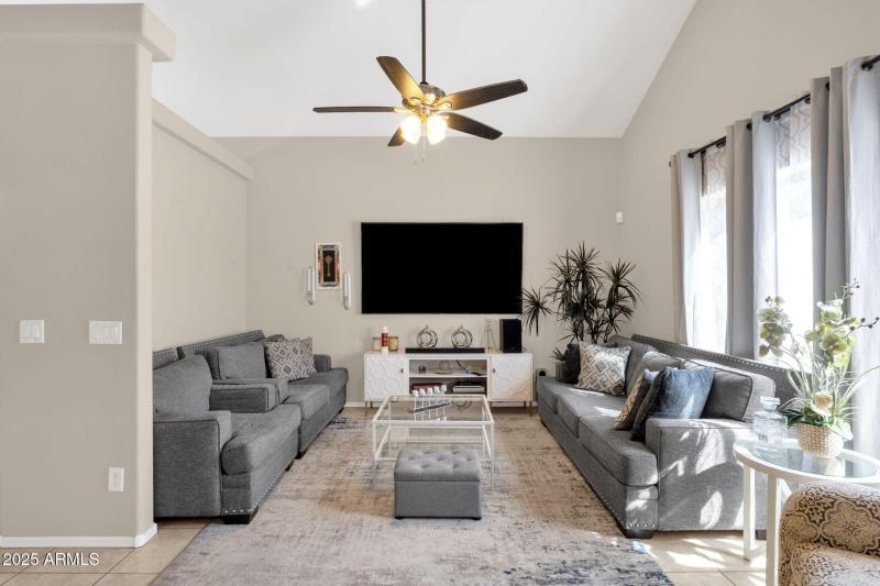 12-web-or-mls-5309-s-16th-dr