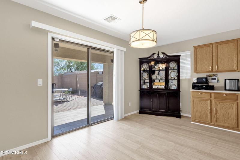 13-web-or-mls-5309-s-16th-dr