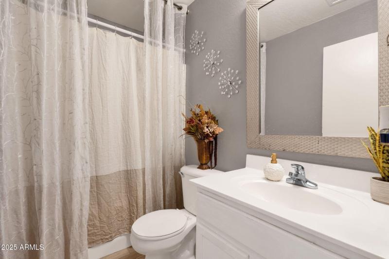 19-web-or-mls-5309-s-16th-dr