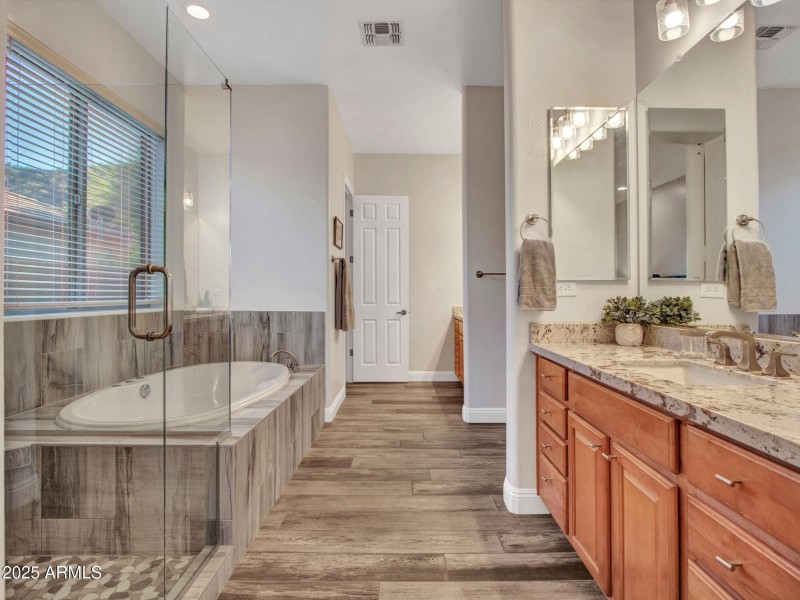 Primary Bath - Dual Vanity