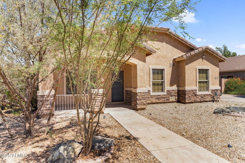 3-web-or-mls-21752 E Domingo Rd-2