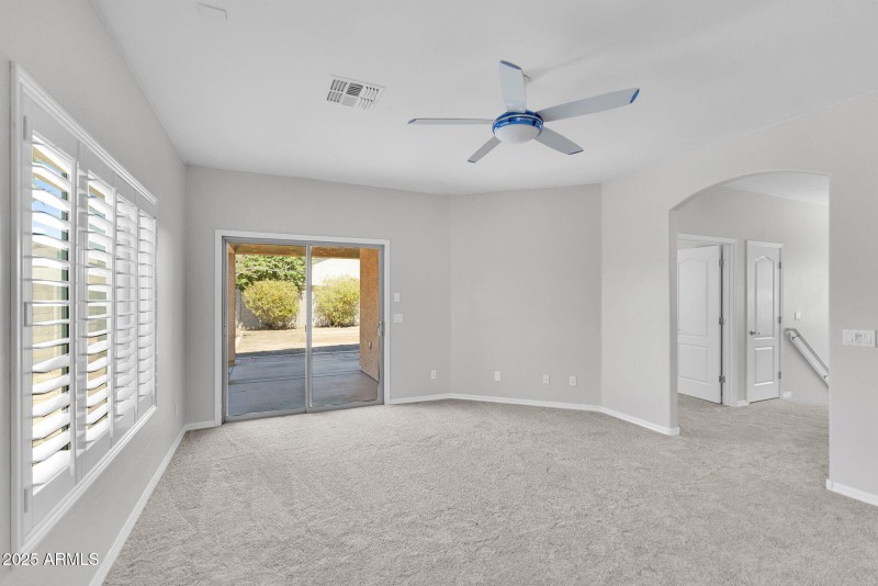 8-web-or-mls-21752 E Domingo Rd-13