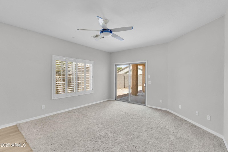 9-web-or-mls-21752 E Domingo Rd-14