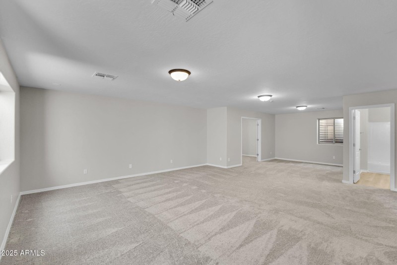19-web-or-mls-21752 E Domingo Rd-19