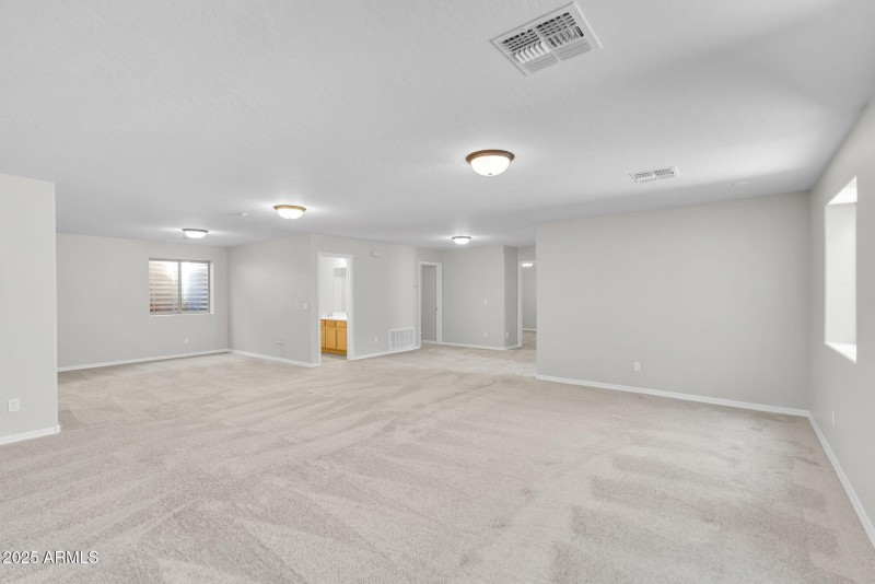 20-web-or-mls-21752 E Domingo Rd-20