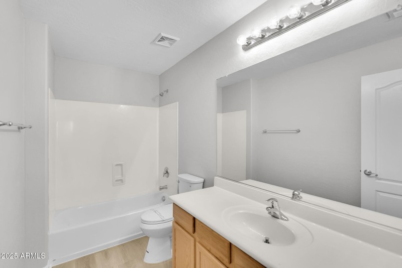27-web-or-mls-21752 E Domingo Rd-35