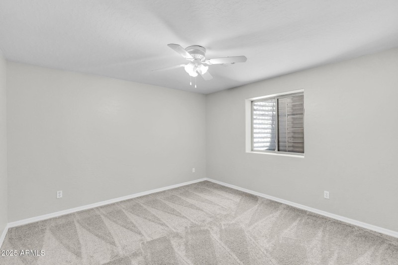 36-web-or-mls-21752 E Domingo Rd-36