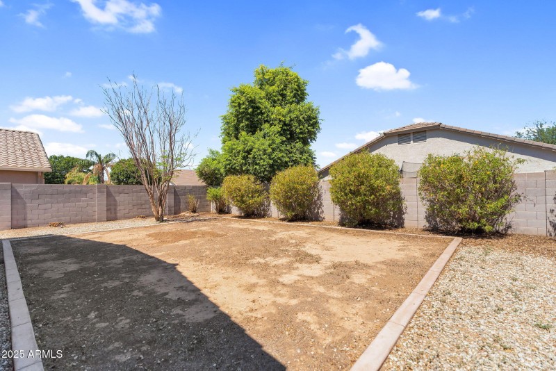 45-web-or-mls-21752 E Domingo Rd-48