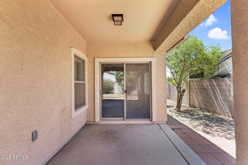 49-web-or-mls-21752 E Domingo Rd-47