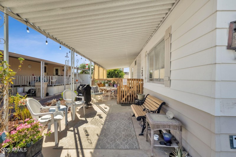 LEFT FRONT SIDE OF THE HOUSE