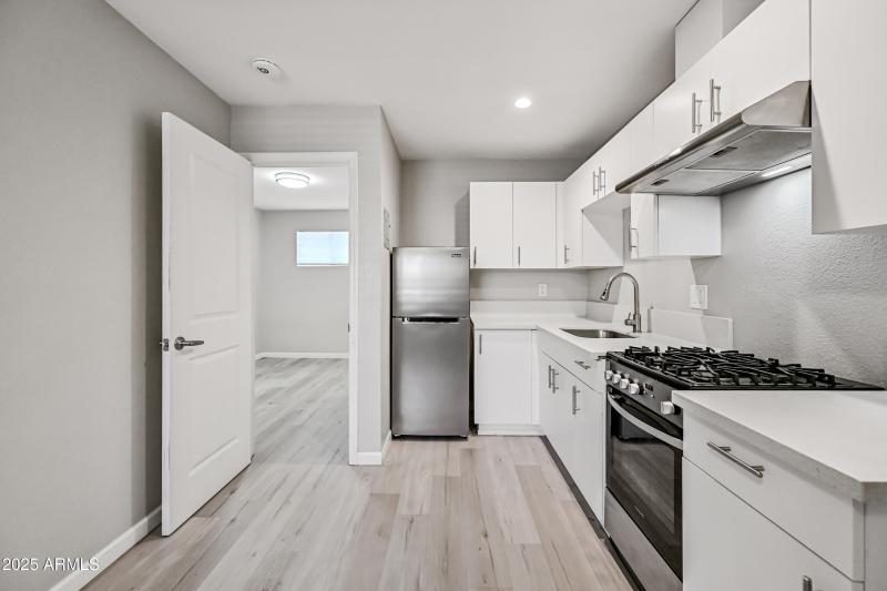 11-3025N32S53-ocupix